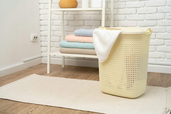 Les avantages des paniers à linge pour les lessives